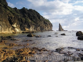 "Rocky Shores", 
Place Taken: Aurora take on 
Date Taken: 2005