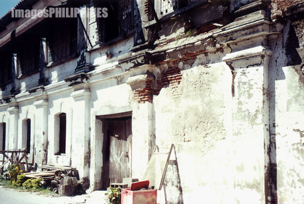 "Historic Town of Vigan", 
Place Taken: Ilocos Sur take on 
Date Taken: 2000