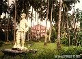 �Escudero Private Museum�,
Photographer/Artist: Ricky Punzalan,
Date Taken:  2000,
